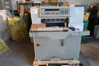 Polar 58EM Papierschneidemaschinen — Druckweiterverarbeitungsmaschinen — gebraucht kaufen | 123Machinery