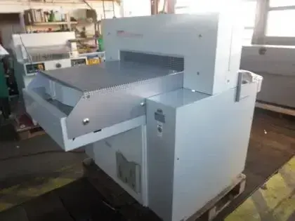 EBA Multicut 10/720 — Papierschneidemaschinen — gebraucht kaufen | 123Machinery