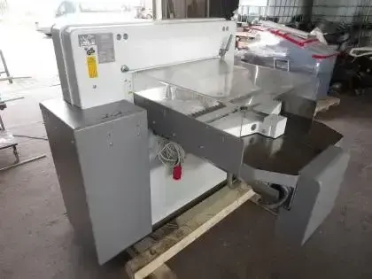 Polar 78 ES — Papierschneidemaschinen — gebraucht kaufen | 123Machinery