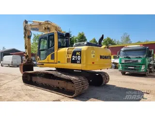 Komatsu 1304 PC210LC-8 — Foto 2