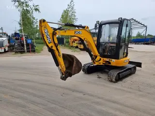 JCB 8018 8030 ZTS — Minibagger — gebraucht kaufen | 123Machinery