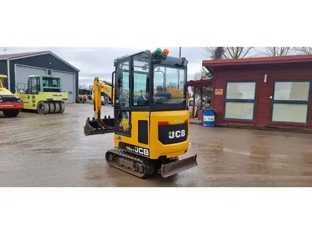 JCB 8018 15C-1 — Minibagger — gebraucht kaufen | 123Machinery