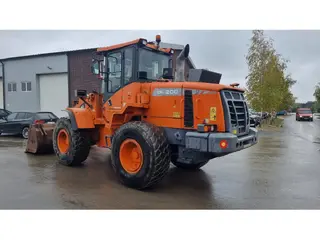 Doosan 980 DL200 — Radlader — gebraucht kaufen | 123Machinery