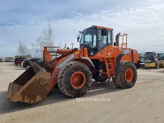 Doosan 980 DL300 — Radlader — gebraucht kaufen | 123Machinery