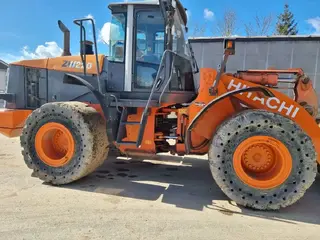 Hitachi 456 ZW220 — Foto 4