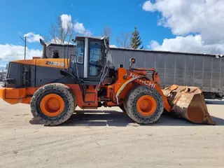 Hitachi 456 ZW220 — Foto 8