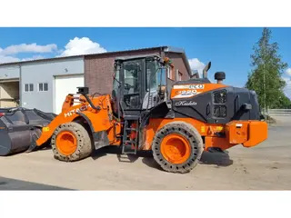 Hitachi 980 ZW220 — Radlader — gebraucht kaufen | 123Machinery