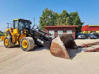 JCB 457 L220D — Foto 9