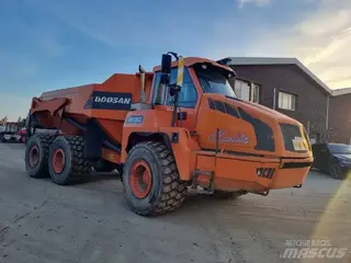 Doosan DA30 — Dumper Starr — gebraucht kaufen | 123Machinery