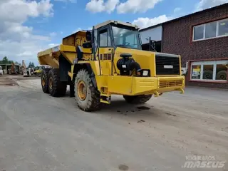 Komatsu HM400 — Foto 5
