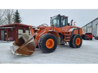 Doosan 821 DL400 — Foto 2
