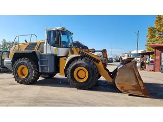Liebherr 821 L 580 2plus2 — Foto 8
