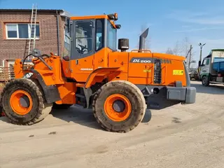 Doosan 821 DL200 — Foto 2