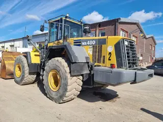 Komatsu 721 WA480-6 — Radlader — gebraucht kaufen | 123Machinery