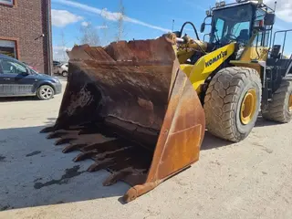 Komatsu 721 WA480-6 — Foto 4