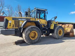 Komatsu 721 WA480-6 — Foto 6