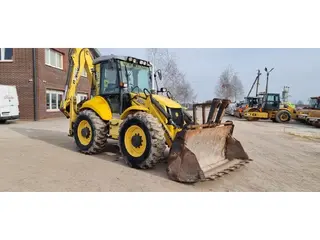 New Holland 3CX B115C — Foto 4