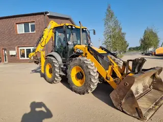 JCB 4CX 3CX Sitemaster — Baggerlader — gebraucht kaufen | 123Machinery