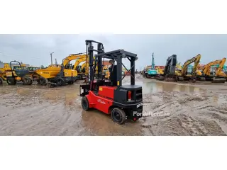 Desta 4CX DV35A — Foto 4