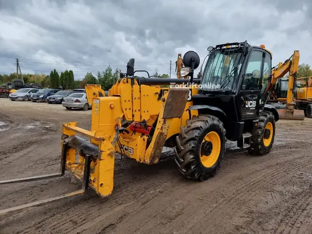 JCB 4CX 540-170 — Teleskopstapler — gebraucht kaufen | 123Machinery