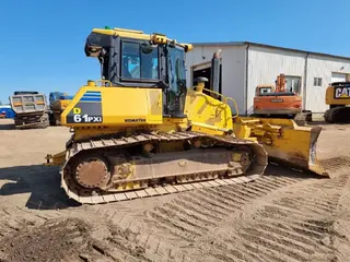 Komatsu 1 tonne D61PXi-23 — Foto 4