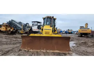 Komatsu 1 tonne D61PX-24 — Foto 8