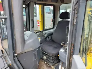 Komatsu D41P-6 — Foto 9