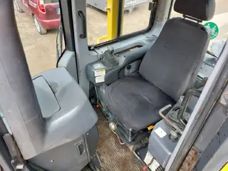 Komatsu D41P-6 — Foto 10