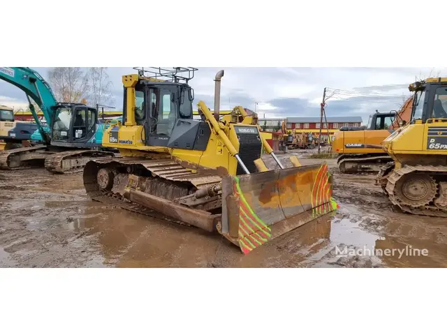 Komatsu 1650 D65PX-15EO — Planierraupen — gebraucht kaufen | 123Machinery