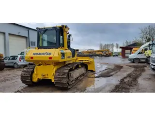 Komatsu 1650 D61EX-15 — Foto 7