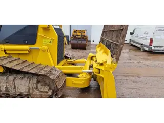 Komatsu 1650 D61EX-15 — Foto 8