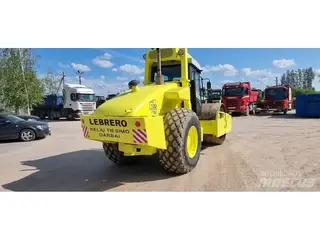 Lebrero X5 — Foto 5