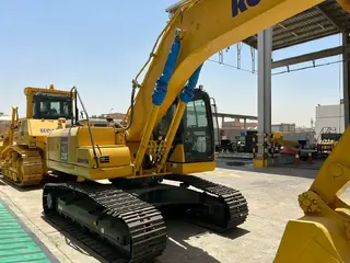 Komatsu PC210-10MO — Foto 2
