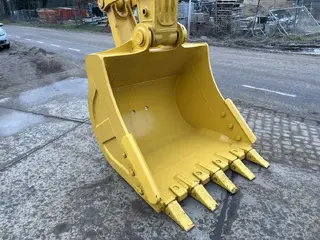 Komatsu PC210LC-10MO — Foto 2