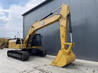 Cat 323D3 — Foto 2
