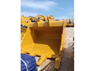 Cat 395 — Foto 7