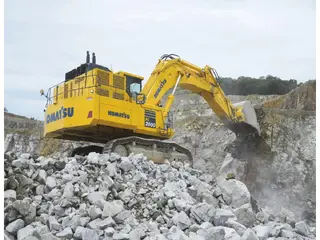 Komatsu PC2000-11R — Kettenbagger — neu kaufen | 123Machinery