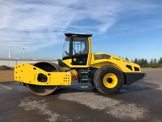 BOMAG BW 219 D-5 — Walzenzüge — gebraucht kaufen | 123Machinery