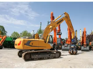 Liebherr R 906 LC Litronic — Foto 2