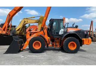 Hitachi ZW220-6 — Radlader — gebraucht kaufen | 123Machinery