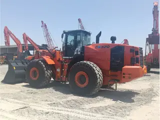 Hitachi ZW370-5A — Radlader — neu kaufen | 123Machinery