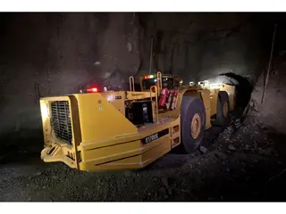 Cat R1700G — Foto 10