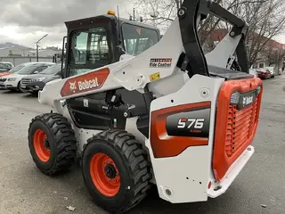 Bobcat S76 — Kompaktlader — neu kaufen | 123Machinery