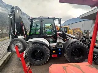 Hidromek HMK102S Supra K4 — Baggerlader — vorführgerät kaufen | 123Machinery