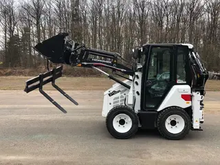 Hidromek HMK 62 SS — Baggerlader — neu kaufen | 123Machinery