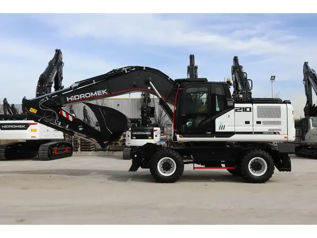 Hidromek HMK 210W - H4 — Mobilbagger — neu kaufen | 123Machinery