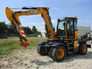 JCB HydraDig 110W — Foto 4