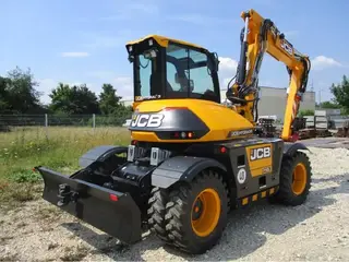 JCB HydraDig 110W — Foto 5