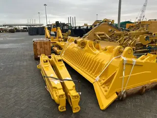 Komatsu D 375 A-6R — Foto 9
