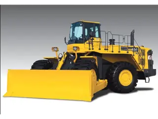 Komatsu WD600-6 — Foto 2